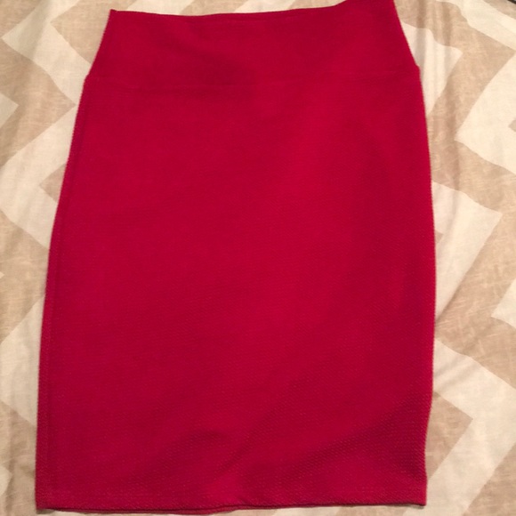 LuLaRoe Cassie Skirt Red Size Small NWOT - Picture 1 of 2
